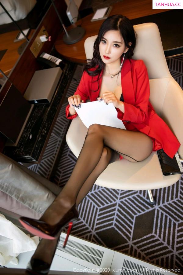 杨晨晨 sugar小甜心CC [XIUREN]高清写真图 2020.03.17 杨晨晨sugar第34张图片